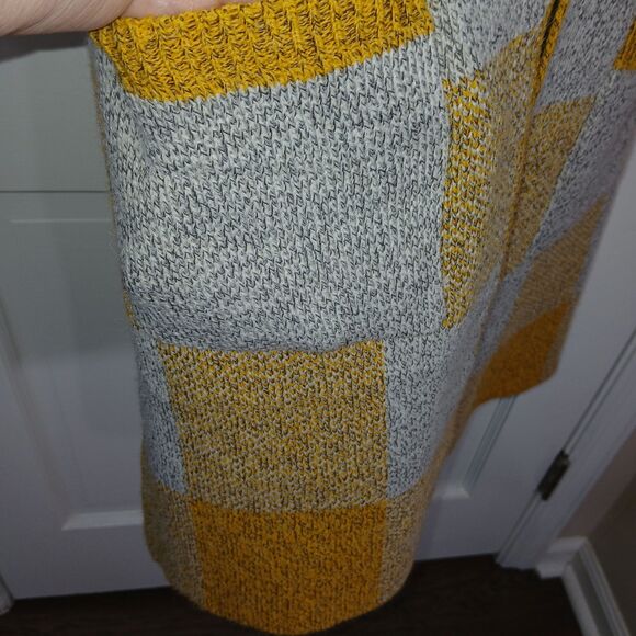 MONTEAU Los Angeles Women's S Yellow Gray Plaid Sleeveless Long Sweater Vest - Picture 7 of 16